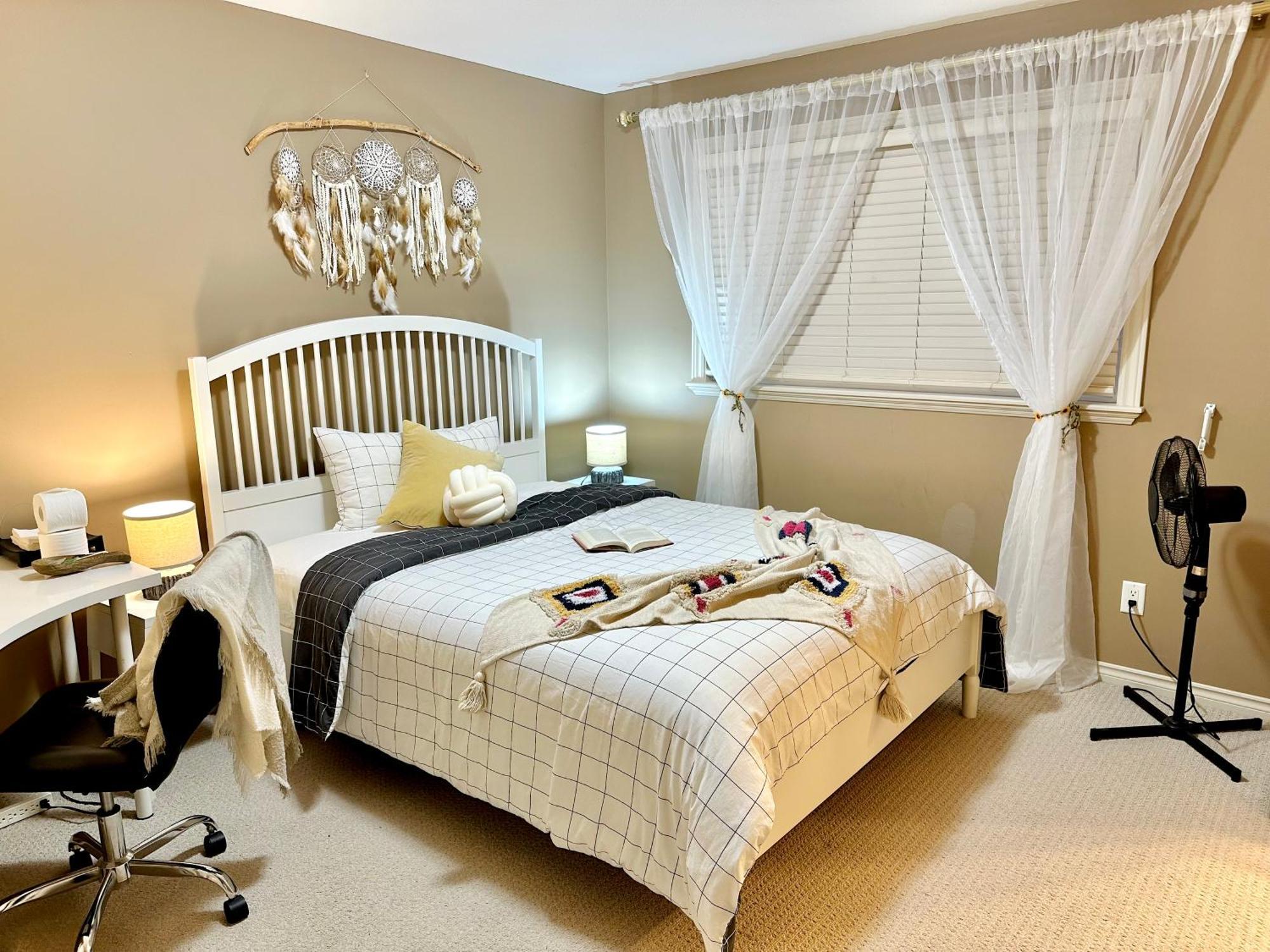 Scorpio House Langley Room B Zewnętrze zdjęcie